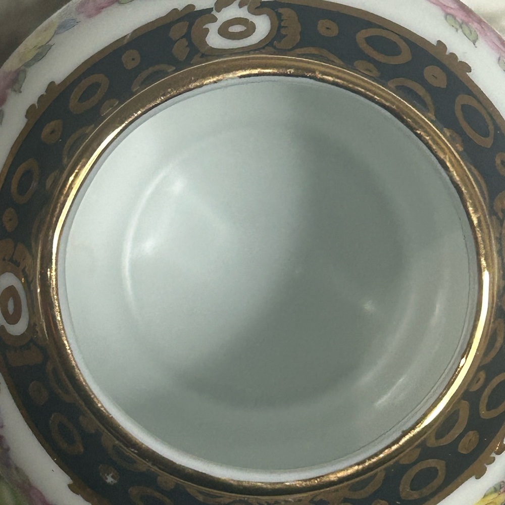 Vintage Franklin Mint Tournay Mini Teapot - Picture 7 of 9